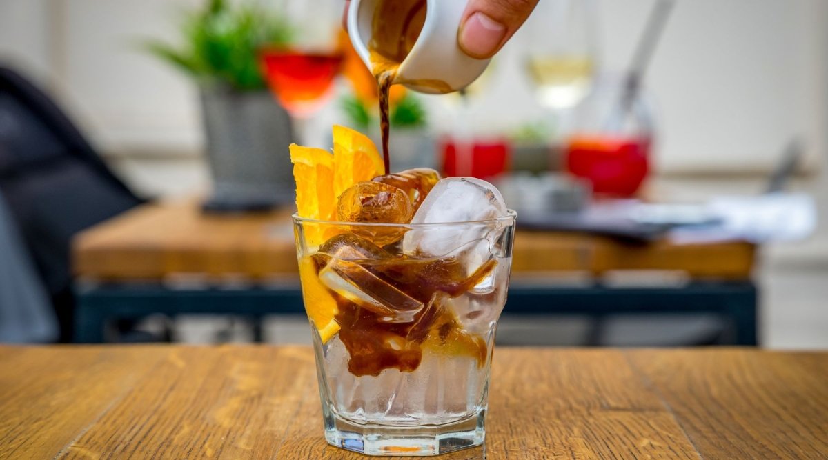 ☀️ Espresso Tonic – Die perfekte Erfrischung für warme Tage - Coffee Pirates