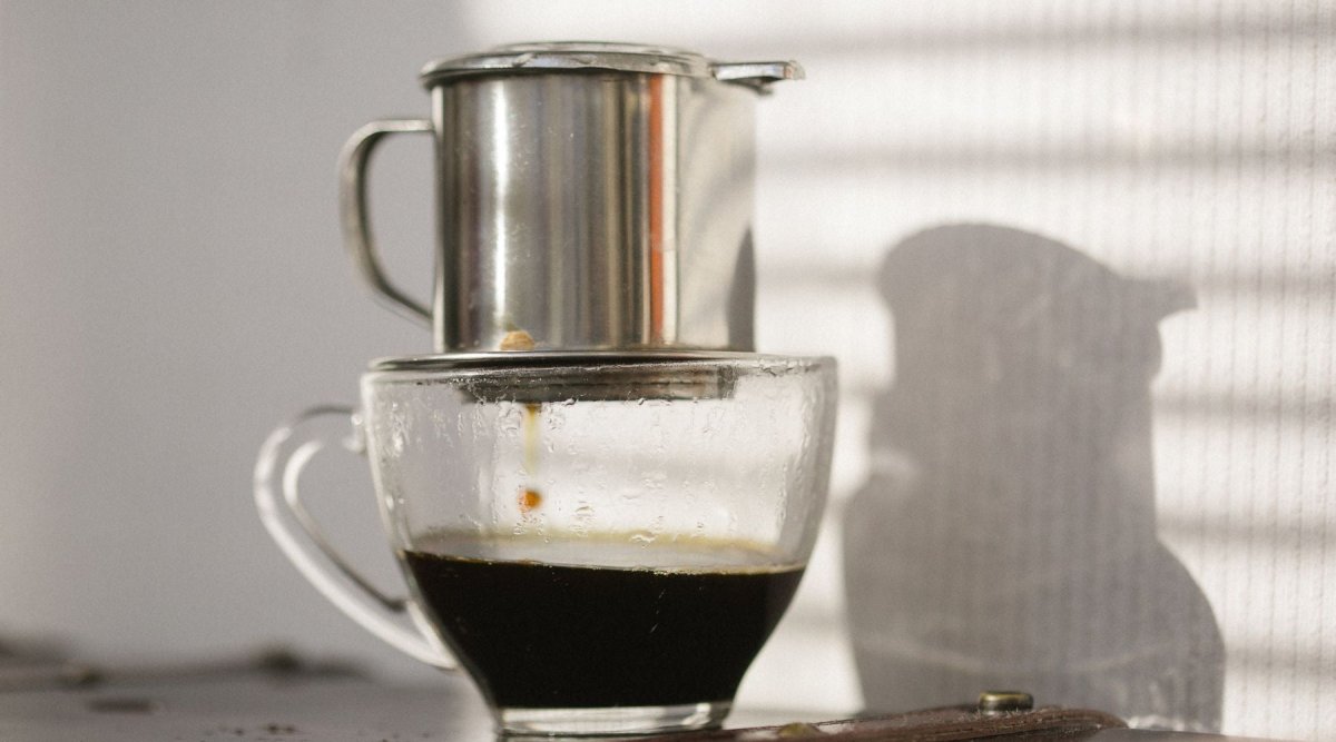 Filterzubereitung für empfindliche Mägen – So gelingt sanfter Kaffeegenuss - Coffee Pirates