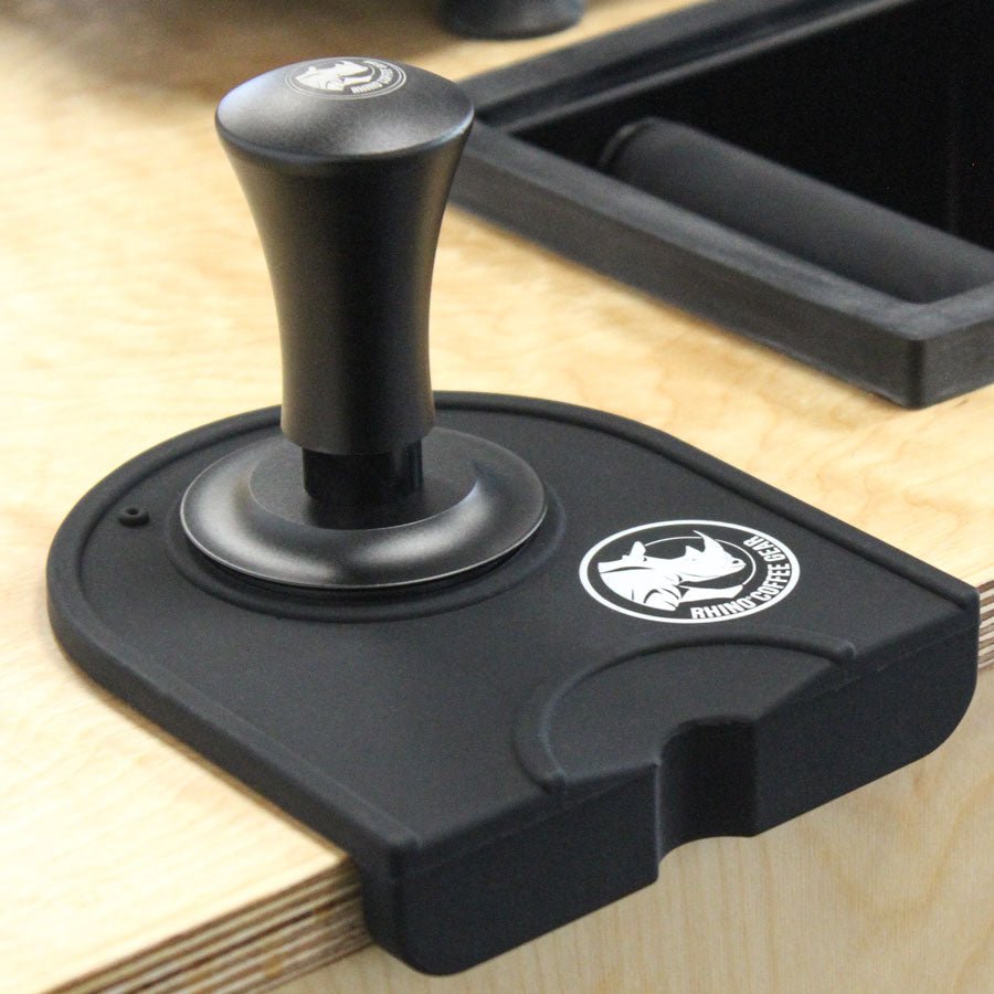 Rhino Self Levelling Tamper 58mm – Black - Coffee Pirates