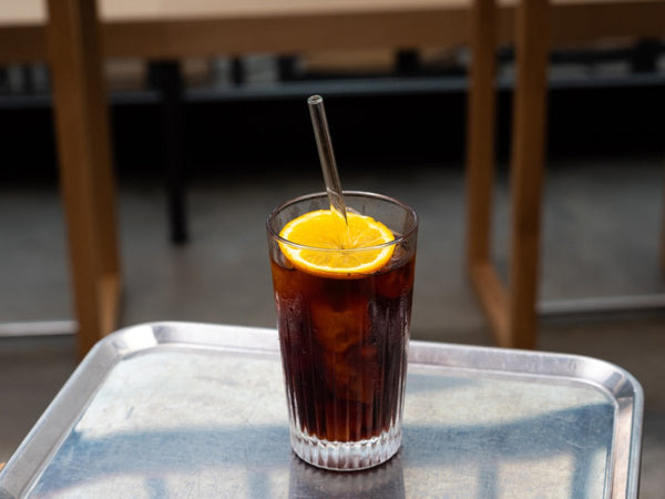 Genieße den Sommer mit einem erfrischenden Cold Brew in der French Press - Coffee Pirates