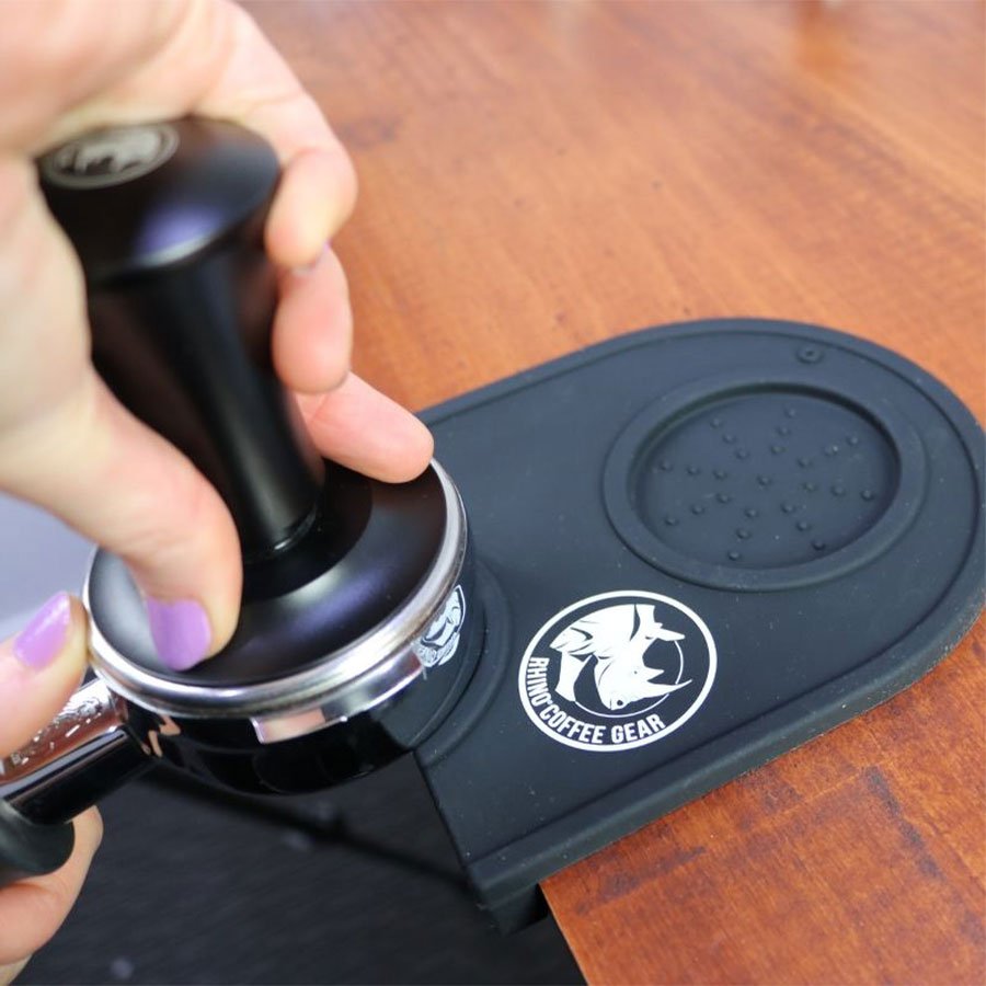 Rhino Self Levelling Tamper 58mm – Black - Coffee Pirates